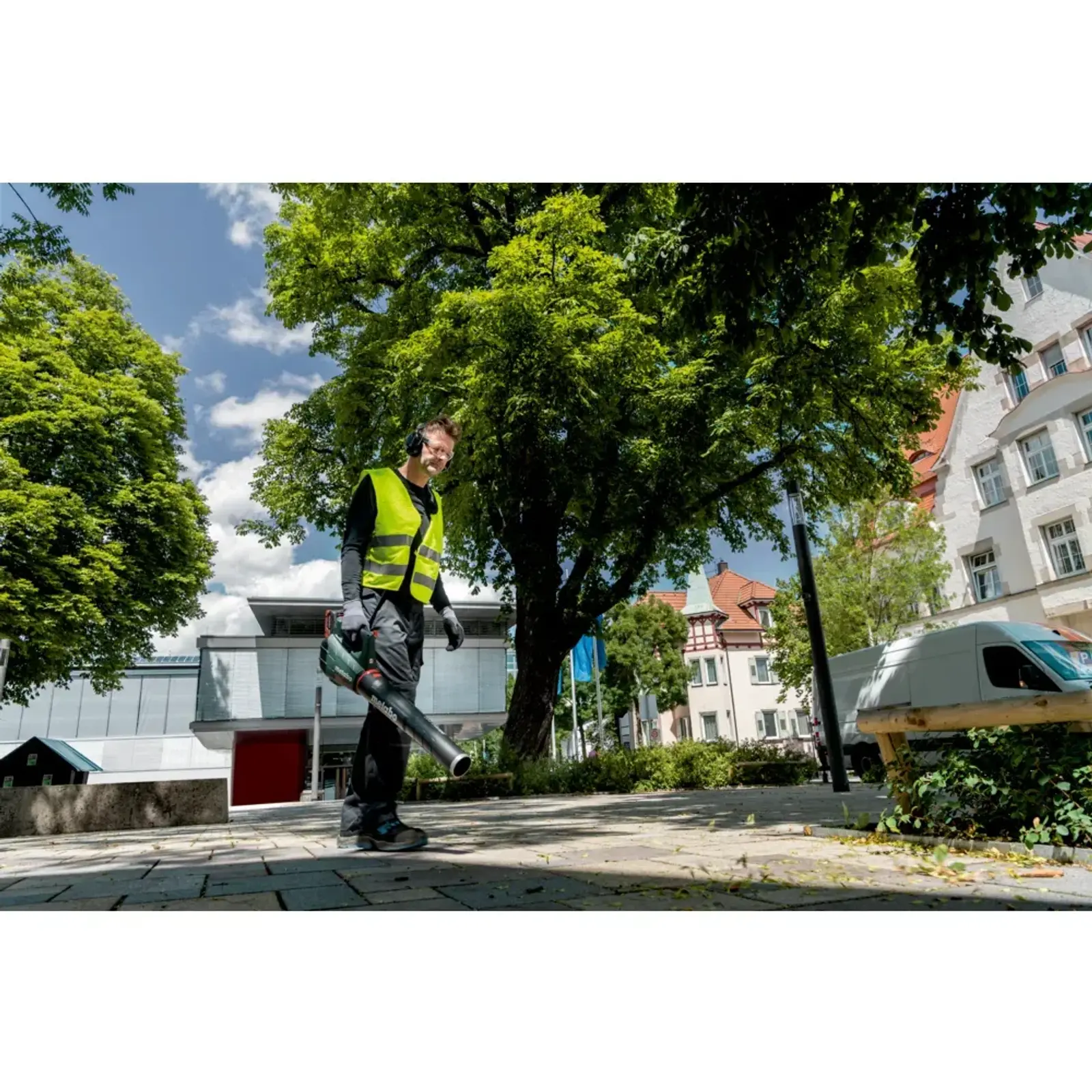 LB 18LTX BL PUHALNIK SAMO STROJ – slika 3